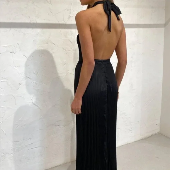 Lidee Renaissance Sleeveless Pleated Gown - Picture 2 of 6